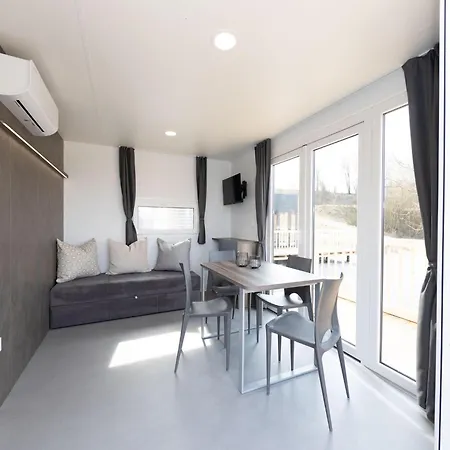 Stylisches Mobilehome Im Vital Camp Bayerbach